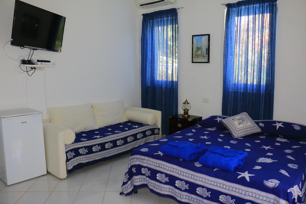 Cala Cavone Guest House 폰차 외부 사진